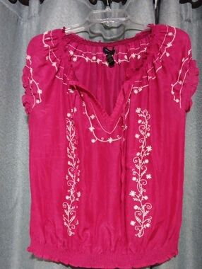Banana Republic Hot Pink Embroidered Peasant Blouse